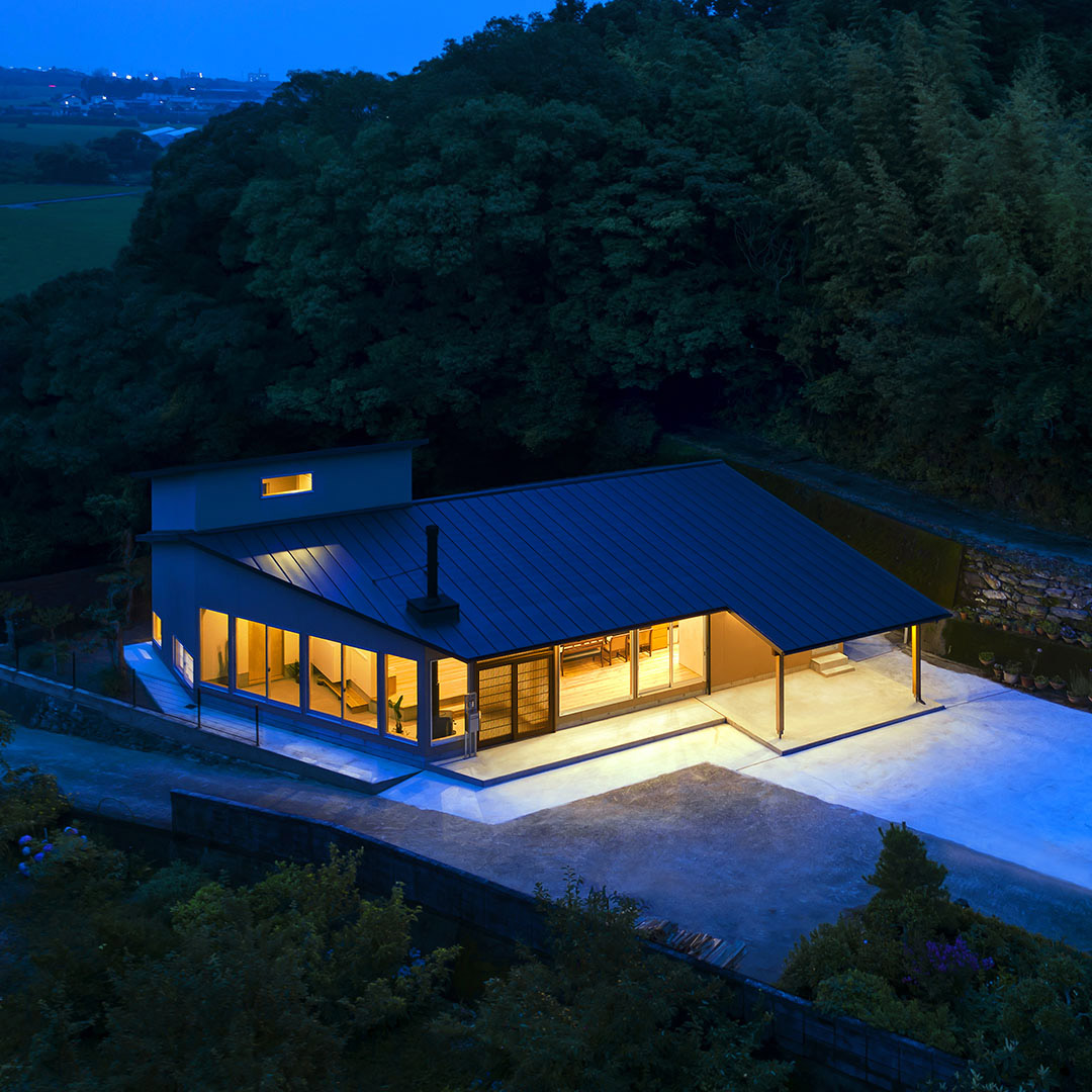 ARCHITECTURE Moon At 